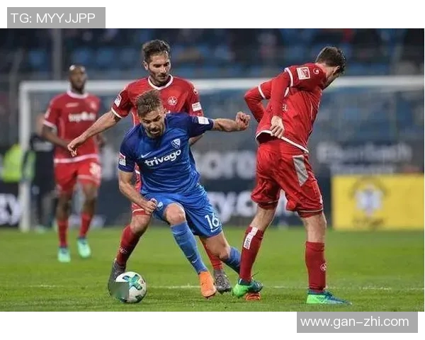 沙尔克04惨遭奥格斯堡羞辱,遭遇联赛三连败掉队保级集团 沙尔克04惨遭奥格斯堡羞辱,遭遇联赛三连败掉队保级集团