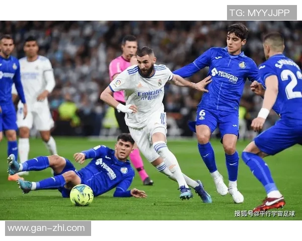 皇家盐湖城与费城的激烈对决揭示了足球战术的新趋势与球队实力的较量 皇家盐湖城与费城的激烈对决揭示了足球战术的新趋势与球队实力的较量