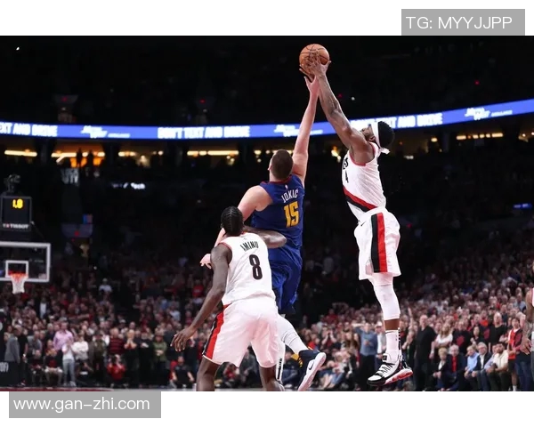 开拓者与掘金激战正酣实时比分更新与赛况分析